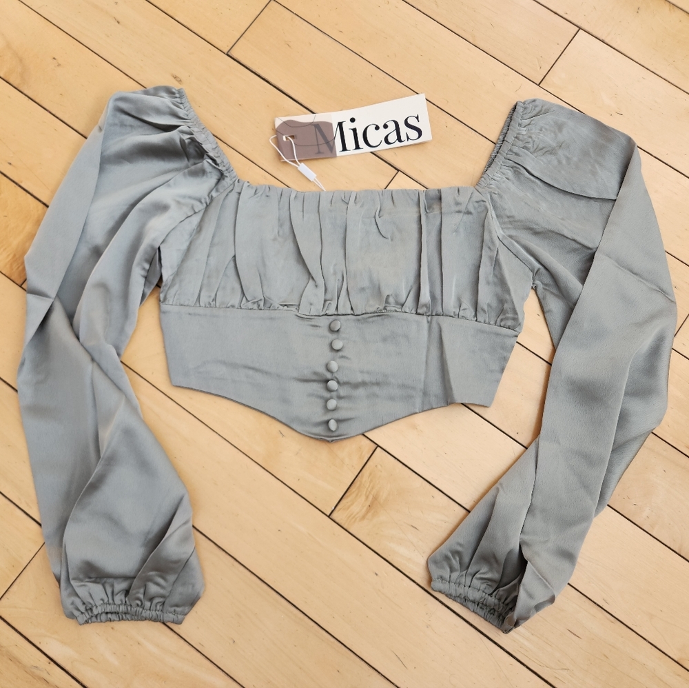 💋3/$20 Micas Puff-Sleeve Crop, Size S